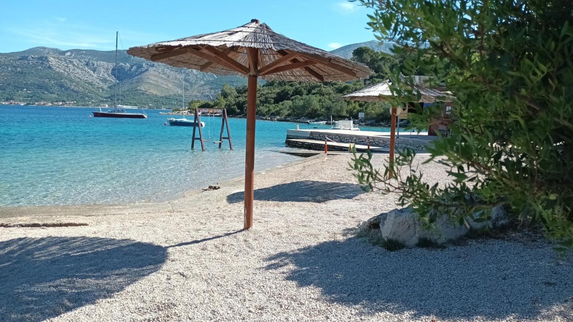 Holiday home Villa Kastel Zrnovo Esterno foto
